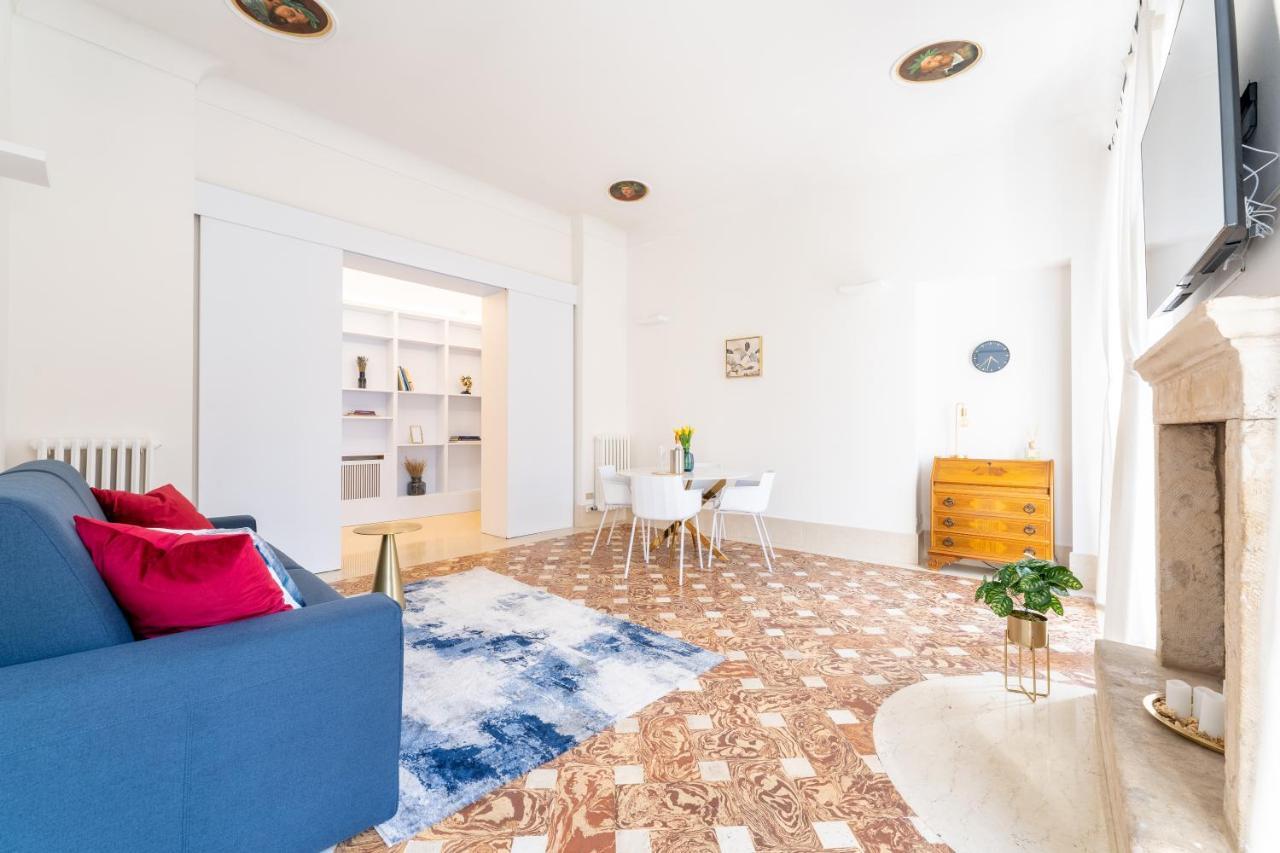 Corso Cavour Luxury Apartment Verona Luaran gambar