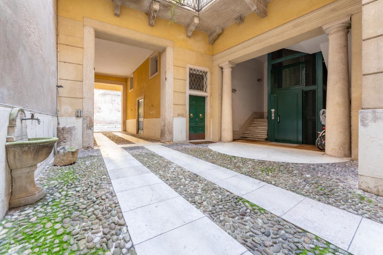 Corso Cavour Luxury Apartment Verona Luaran gambar